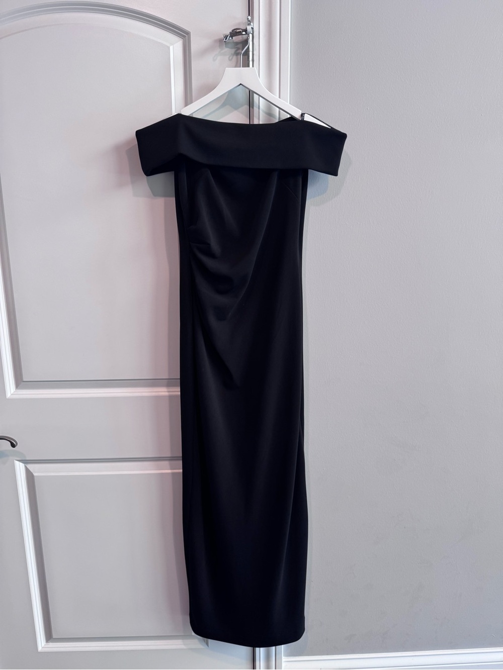 Vince Camuto Black off the shoulder